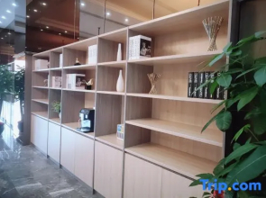 Weizun Boutique Hotel (Shanghai Hongqiao Airport National Convention and Exhibition Center store)