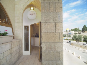 Litov Kotel Hotel - A Jewish Orthodox Hotel