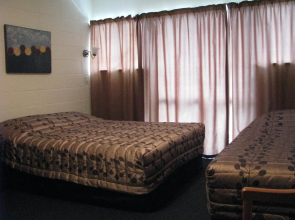Greenview Motel