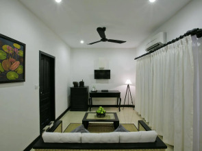 The Community - Siem Reap