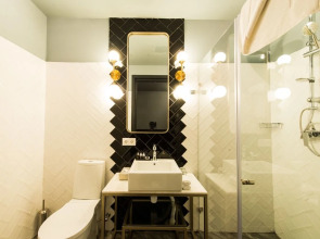 King Gorgasali Hotel