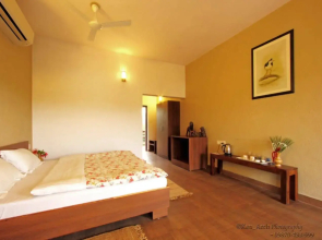 Gir Birding Lodge