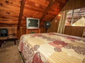 Bonita Cabin 1154 by RedAwning