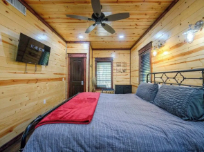 Feelin' Froggy Cabin for 11