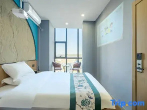 Yaju Hotel (Urumqi High speed Railway Station Branch)