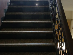 The Metropolis Guest House Near RK Ashram Metro Station