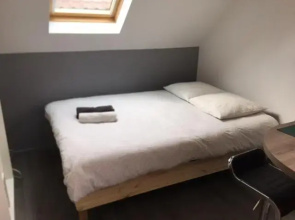 Studio fonctionnel 10min centre/500m quai de seine WIFI