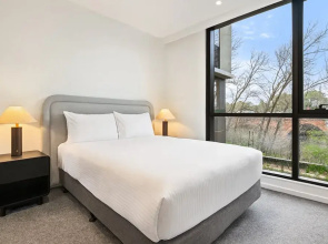 Brand-new 2-bed With Rooftop Access