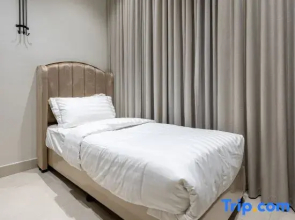 Royal Two Bedroom with Private Terrace