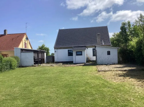 6 Person Holiday Home in Horslunde