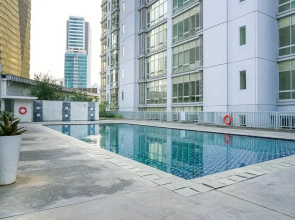 Comfortable Deluxe 2BR at The Empyreal Condominium Epicentrum Apartment By Travelio