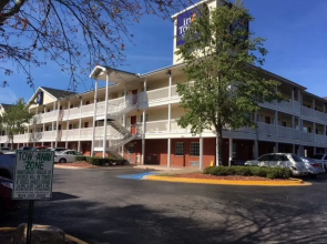 InTown Suites Extended Stay Jacksonville FL – Baymeadows