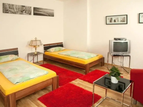 Apollo Apartments