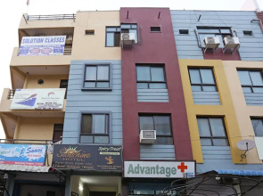 OYO 10294 Hotel Sunshine