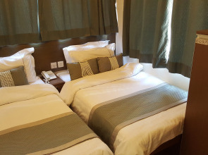 Seasons Hotel - Causeway Bay