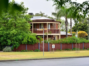 Anchorage Guest House and Self-contained Accommodation