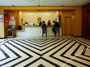 March Hotel (Zunyi Medical University Affiliated Hospital Branch)