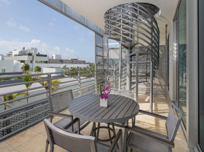 Z Ocean Hotel, Classico a Sonesta Collection