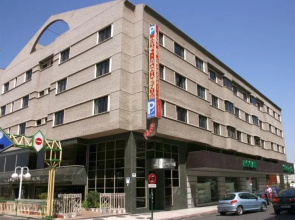 Apartamentos Luna Suites Granada