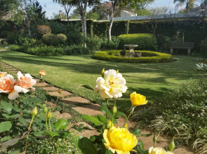 Royal Ridge Guest House