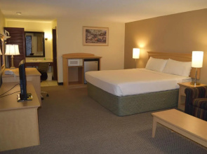 Olympic Inn & Suites