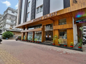 7 Orbit Hotel Surat