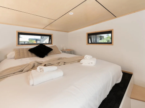 Toodle's Cozy Loft Hideaway