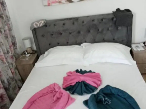 Maria Room 1