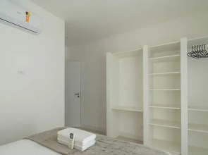 3BR Apt w/ Pool & gym 180m - Ltt803