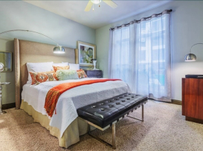 Oakwood at Mosaic South End