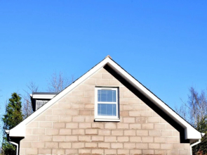 Cosy Kirriemuir Flat - Pet Friendly Retreat