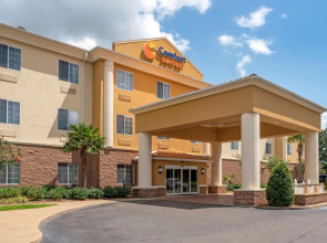 Comfort Suites Alexandria North