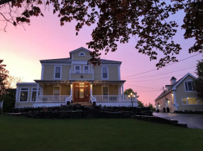 Tattingstone Inn