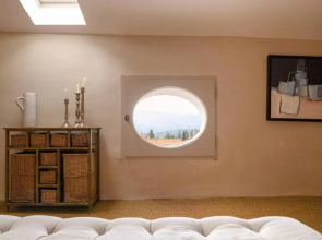 Luxurious Provencal Village House, Walk to Village Pool