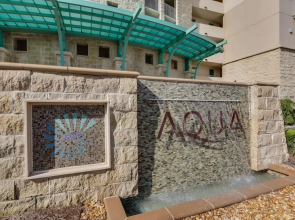 Aqua Resort 1111