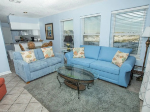 Poolside S 101 2 Bedroom Condo by RedAwning
