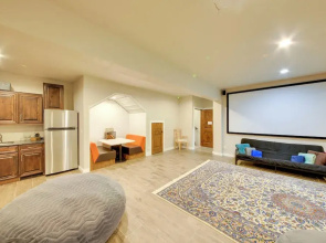 Expansive Group Lake House w/ Private Hot Tub!