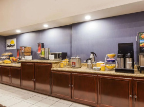 Days Inn by Wyndham Bakersfield