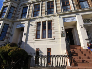 The Hampton Court Guesthouse