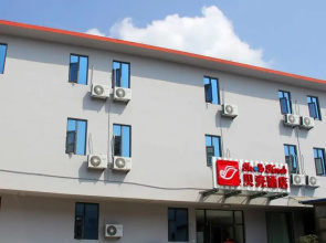 Shell Rizhao Donggang Area Taoge Town Bus Station Hotel
