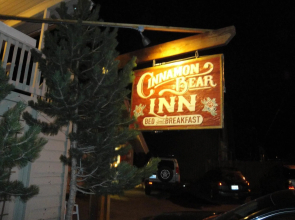 Cinnamon Bear Inn