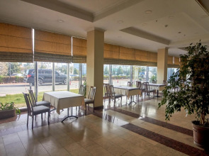 Отель Grand Mir