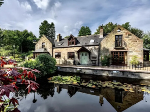 Lurg Lodge