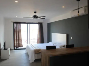 Cozy Studios Down Town Playa del Carmen by KVR