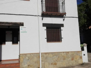 Alojamiento Turistico Rural El Yelmo