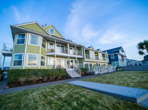 Inn of the Four Winds Oceanfront Seaside