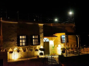Valley Inn Cave Hotel