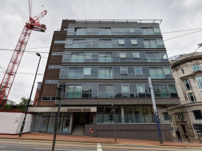 BlueOne Serviced Apartments- West Street