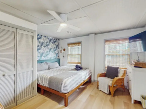 Entire House - Serenity in Surf City