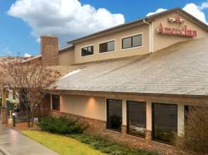 AmericInn Lodge & Suites North Branch
